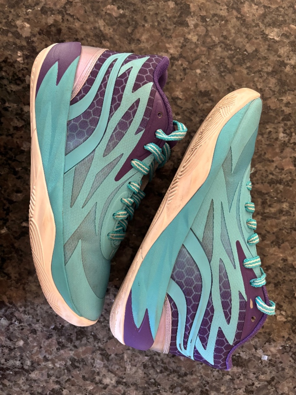 Puma Lamelo basketball sneakers MB.02